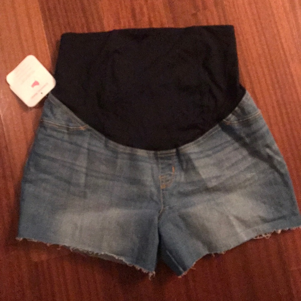 Women’s Maternity Shorts